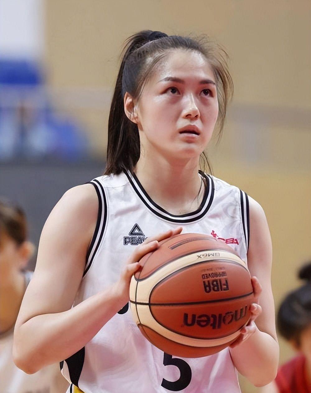 kaiyun-仅3分！中国女篮险遭捷克逆转揪出罪魁祸首，王思雨第3次为她出头