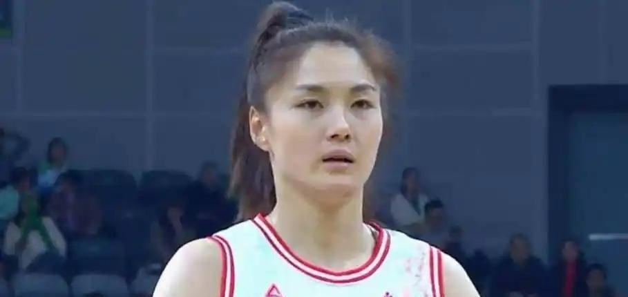 kaiyun-仅3分！中国女篮险遭捷克逆转揪出罪魁祸首，王思雨第3次为她出头
